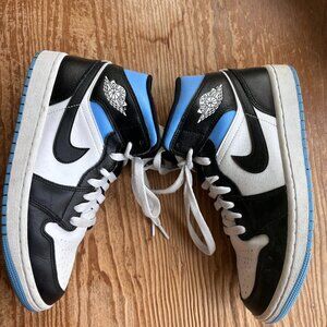 Nike Air Jordan 1 Mids - University Blue